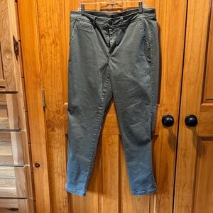 41 Hawthorn Forest Green Skinny Pants